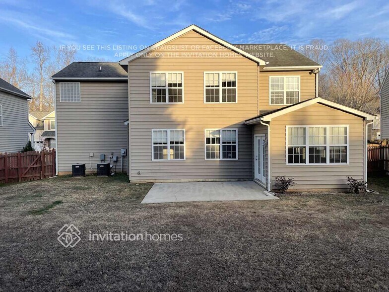 Building Photo - 13611 Delstone Dr