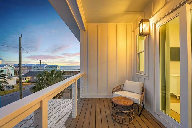 Building Photo - 107 Benicia Pl