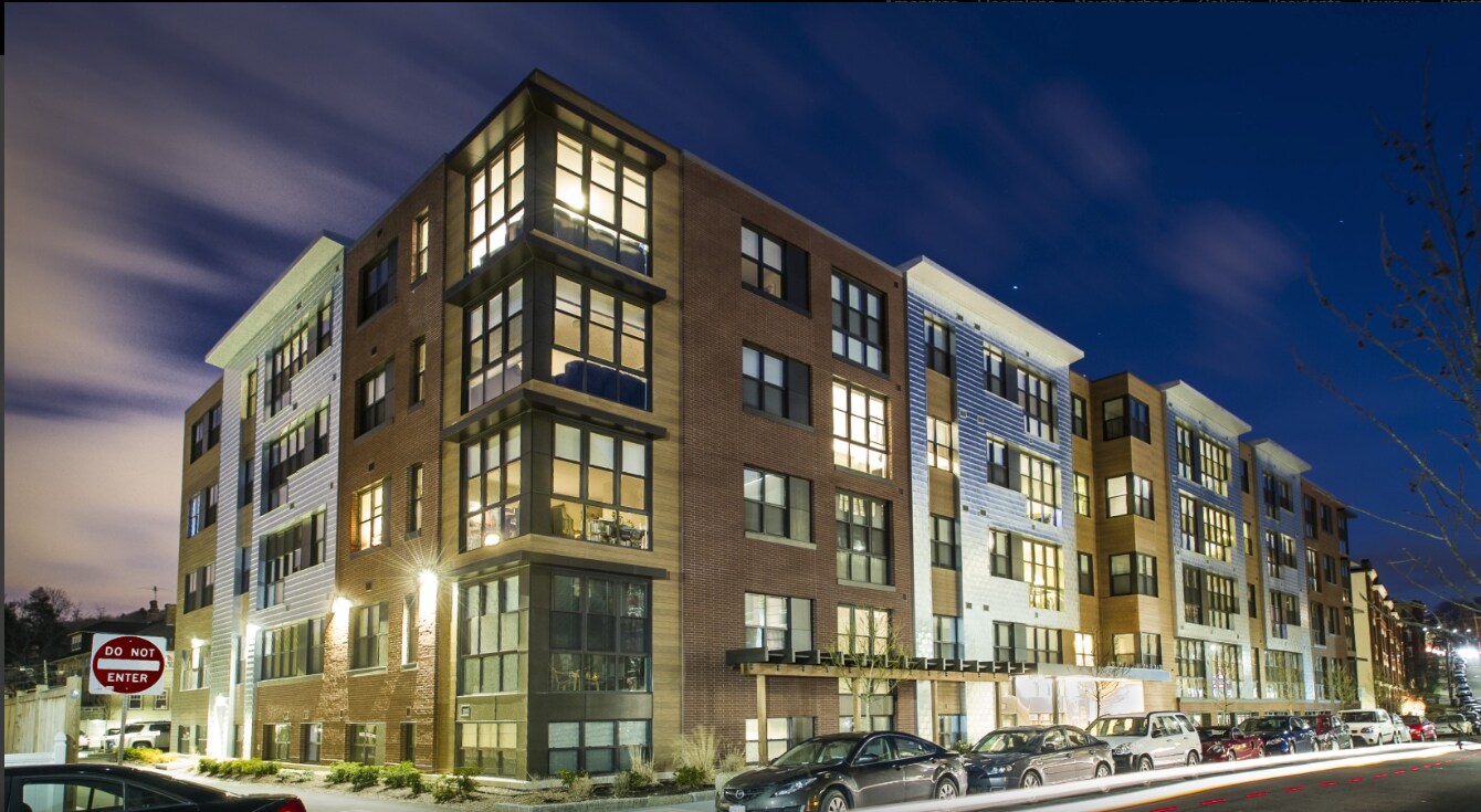 Building Photo - 75 Brainerd Rd