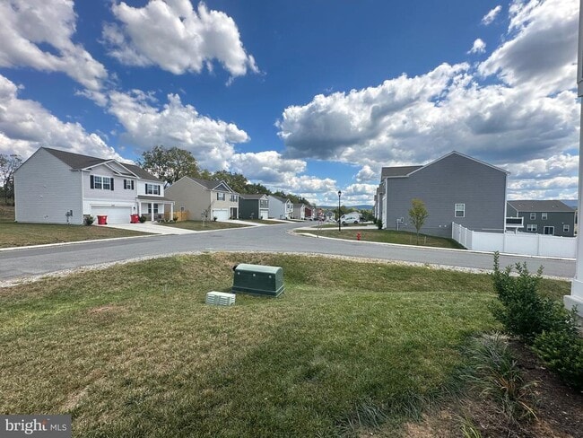 Building Photo - 328 Gatehouse Pl