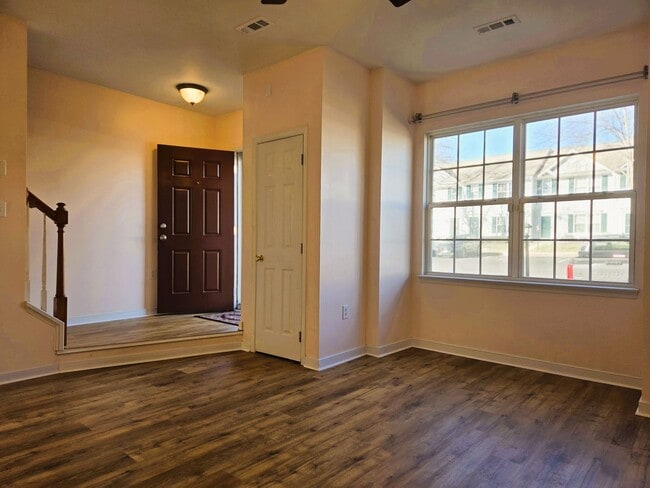 Building Photo - Ashley Village Townhome with all new LPV flooring and paint.