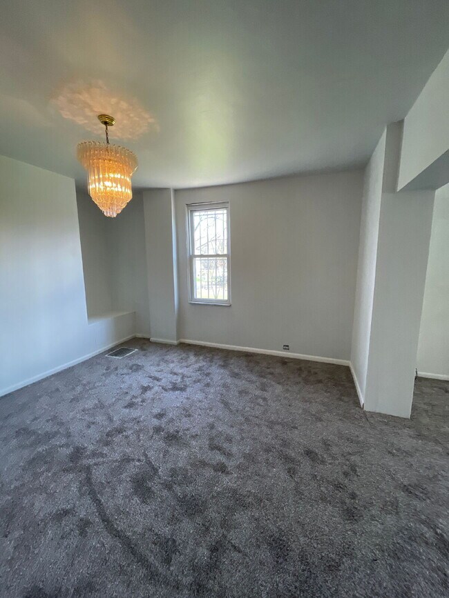 Building Photo - Cozy 3 Bedroom 1 Bath Home!