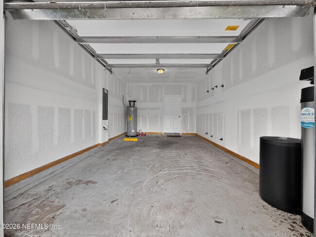 Building Photo - 940 Capitol Pkwy
