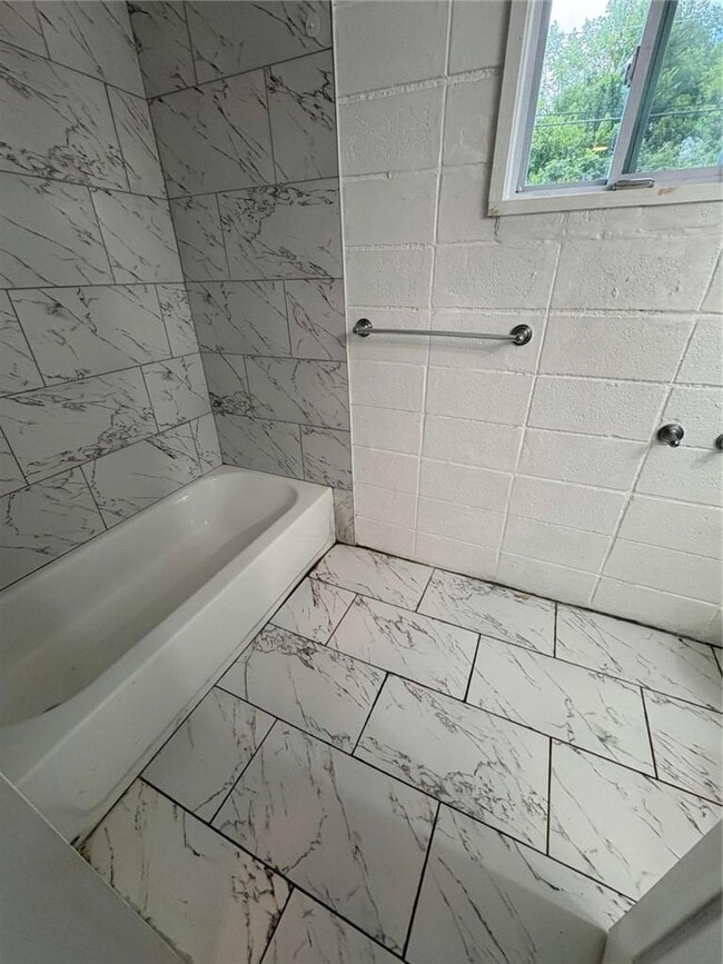 Building Photo - 3441 Antioch Heights