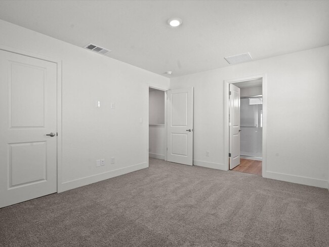 Building Photo - The Magnolia - 4 Bedroom, 2.5 Bath single ...