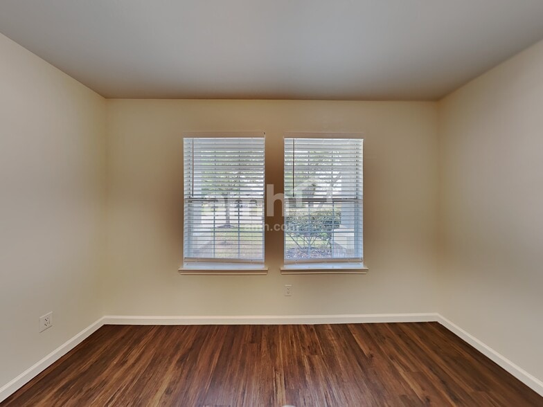 Building Photo - 22115 Guston Hall Ln