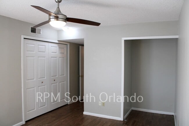 Building Photo - Two bed and Two bath Condo by Mall of Mill...