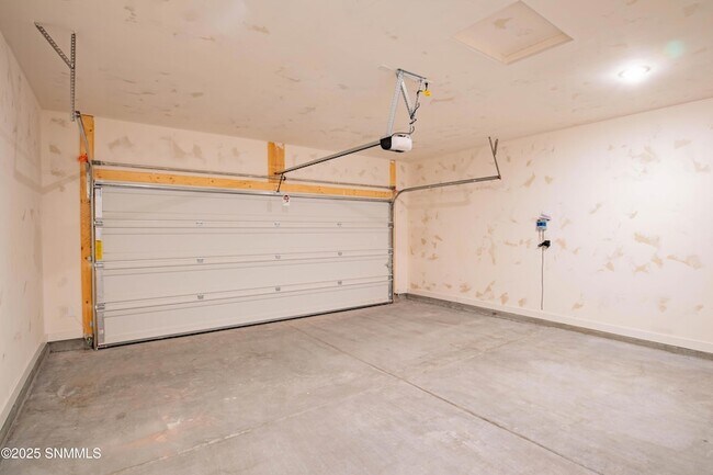 Building Photo - 3883 Heartland Lp