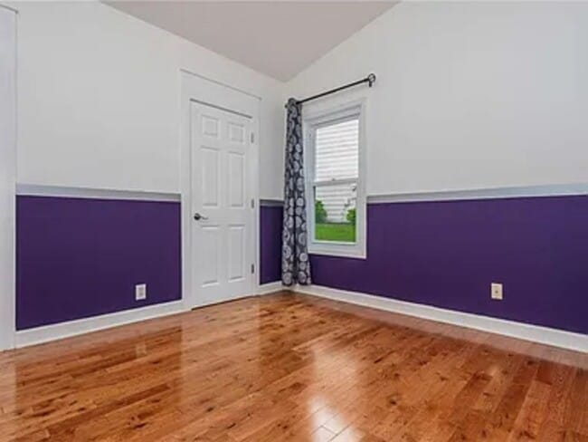 Building Photo - 5022 Anclote Dr