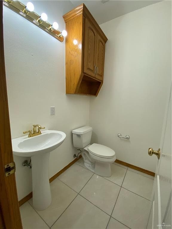 Building Photo - 22 San Sebastian St