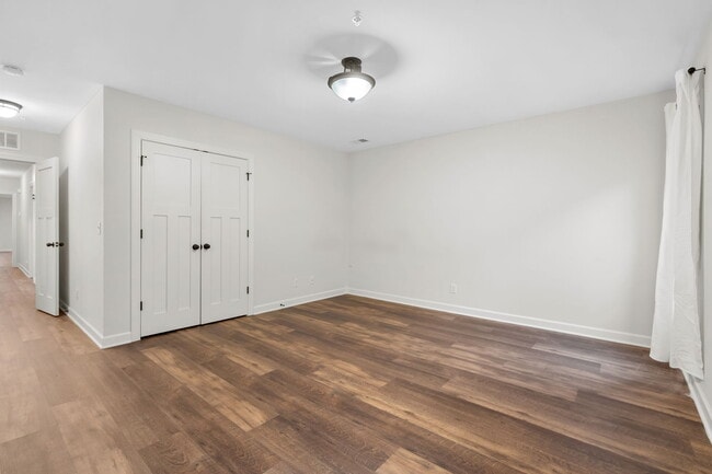 Building Photo - 4406-1 Nicollet Ave