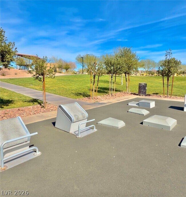 Building Photo - 666 Cottonwood Hl Pl