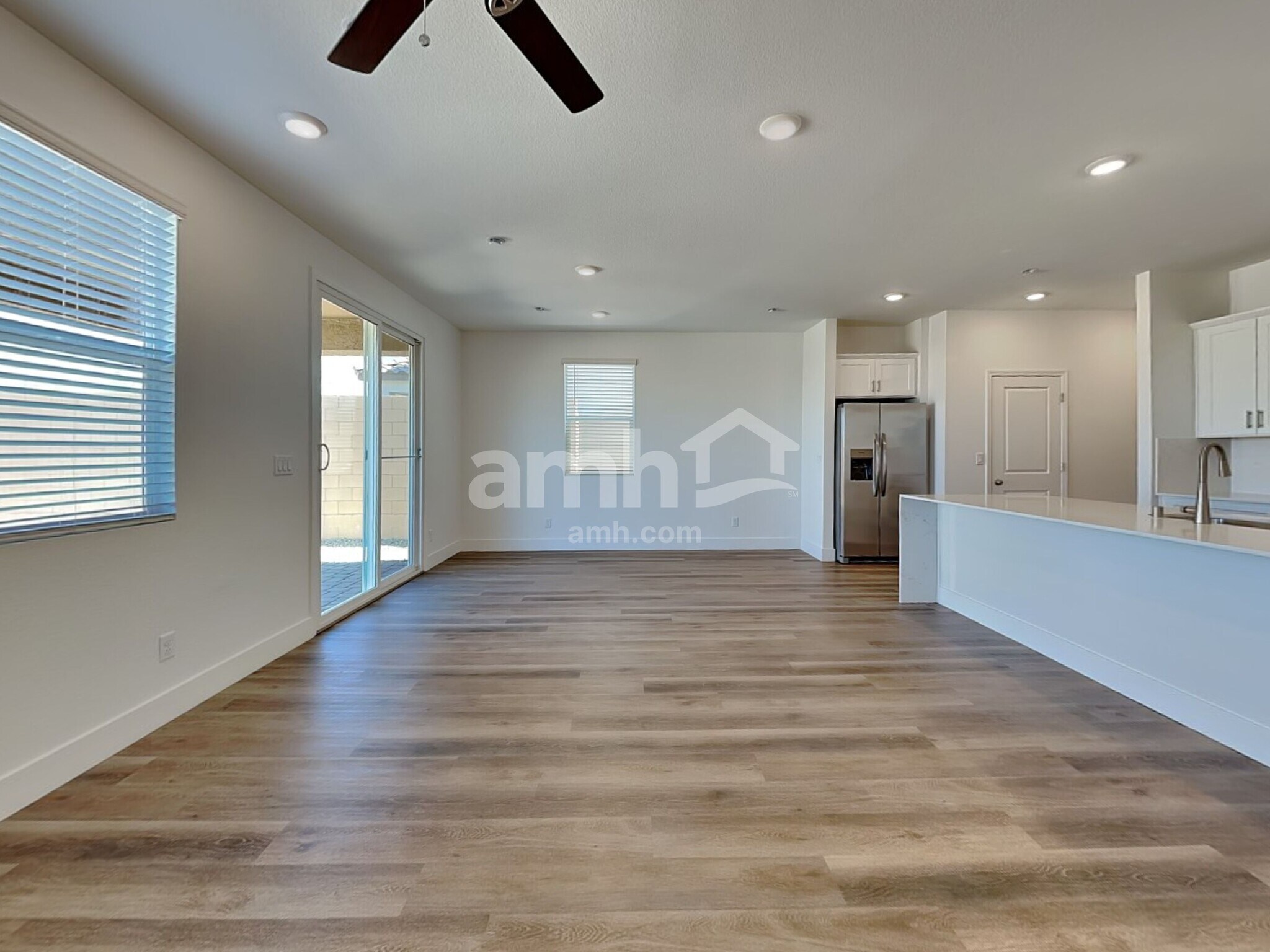 Building Photo - 11178 Magallanes St