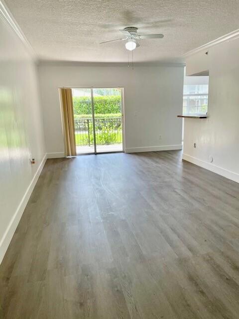 Building Photo - 140 SW 117th Ave