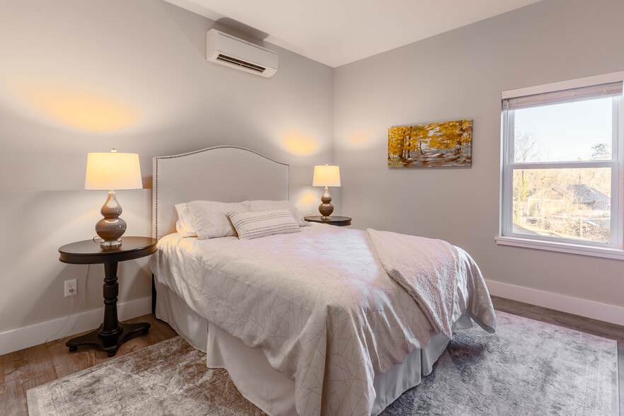 Bedroom B - 10-100 Laurel Loop