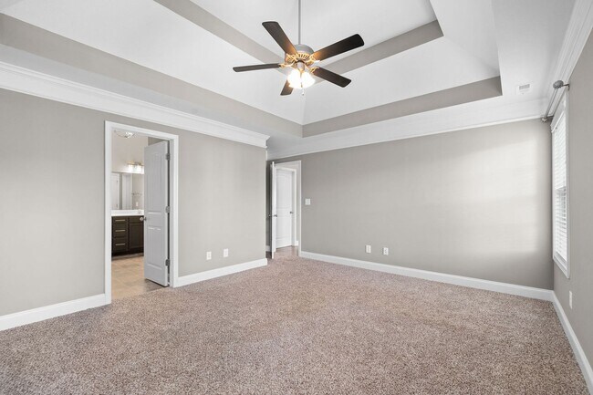 Building Photo - 515 Sourwood Dr