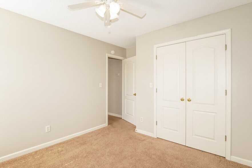 Building Photo - 1106 Cross Wood Ln