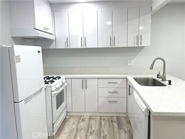 Building Photo - 16932 Pacific Coast Hwy