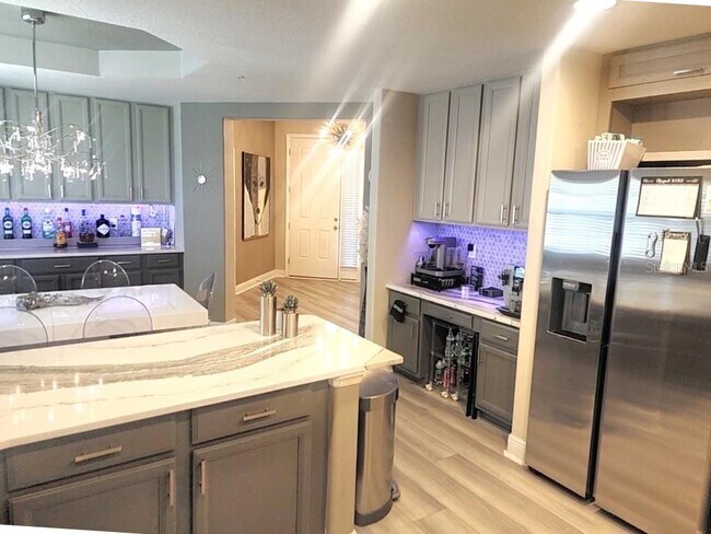 Building Photo - 7194 Key Haven Rd