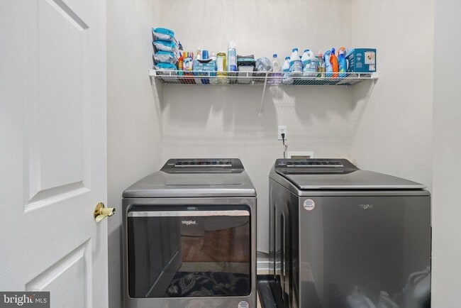 Building Photo - 11917 Legacy Woods Dr