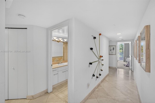 Building Photo - 21205 Yacht Club Dr