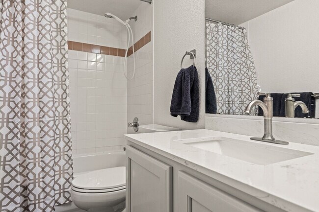 Building Photo - 3377 Sunburst Ct