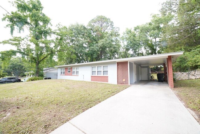 Primary Photo - 2317 Tupelo Terrace