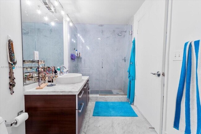 Building Photo - 244 Biscayne Blvd
