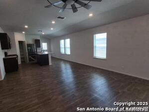 Building Photo - 345 Middle Grn Lp