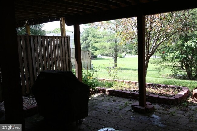 Building Photo - 13728 Valley Oak Cir