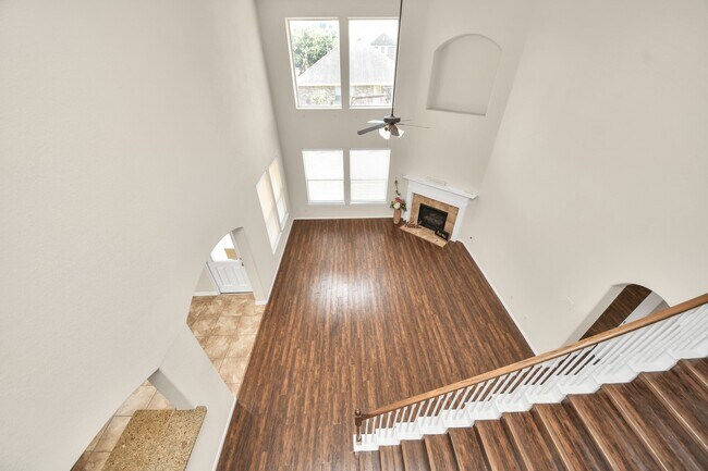 Building Photo - 8627 Sweet Pasture Dr