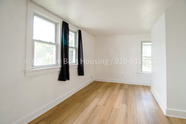 Building Photo - 919 Wright St
