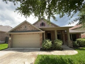 Building Photo - 507 Red Hawk Dr