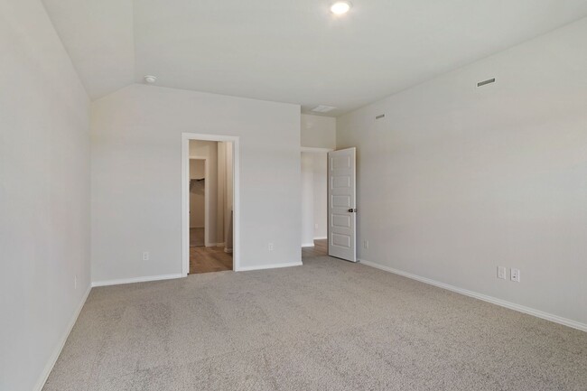 Building Photo - Welcome to Your 5 Bedroom 3 Bathroom New H...