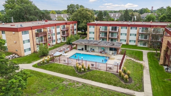 Building Photo - Boulder Court Apartments