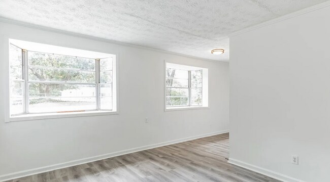 Building Photo - 3636 Turton Ave