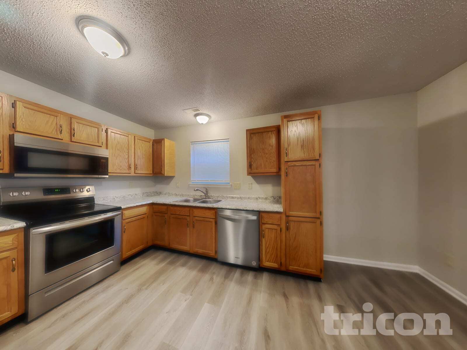 Building Photo - 9130 Bagley Way