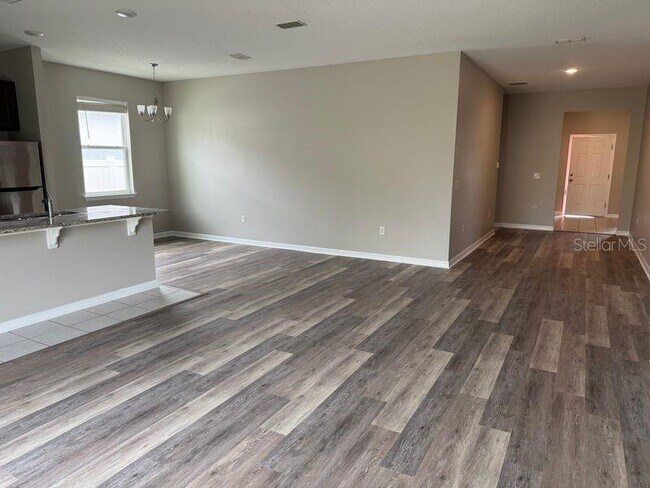 Building Photo - 3345 Curlew Ave