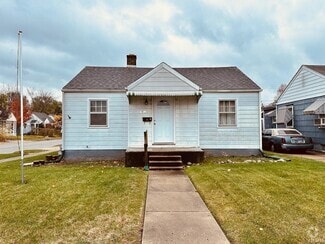 Building Photo - 2802 Elwood Ave