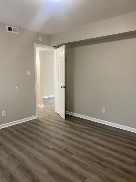 Building Photo - Updated 1bd/1ba in S. Knox