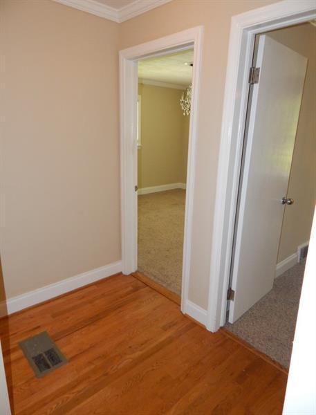 Building Photo - 2678 Green Meadows Ln NE