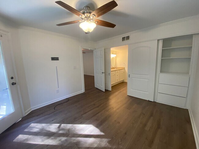 Building Photo - Broad River Township