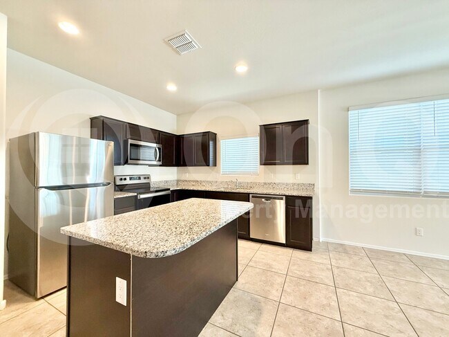 Building Photo - 3028 S 78th Dr