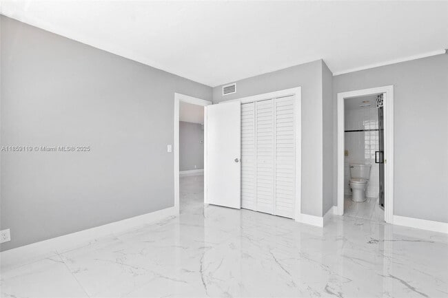 Building Photo - 780 NE 69th St