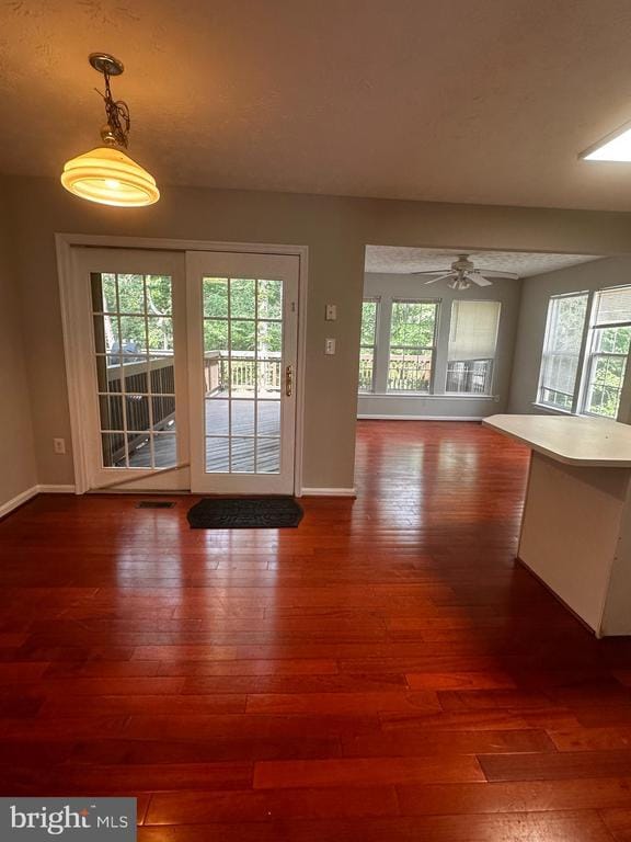 Building Photo - 2722 Thornbrook Ct