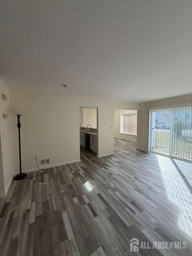 Building Photo - 126 Winchester Way