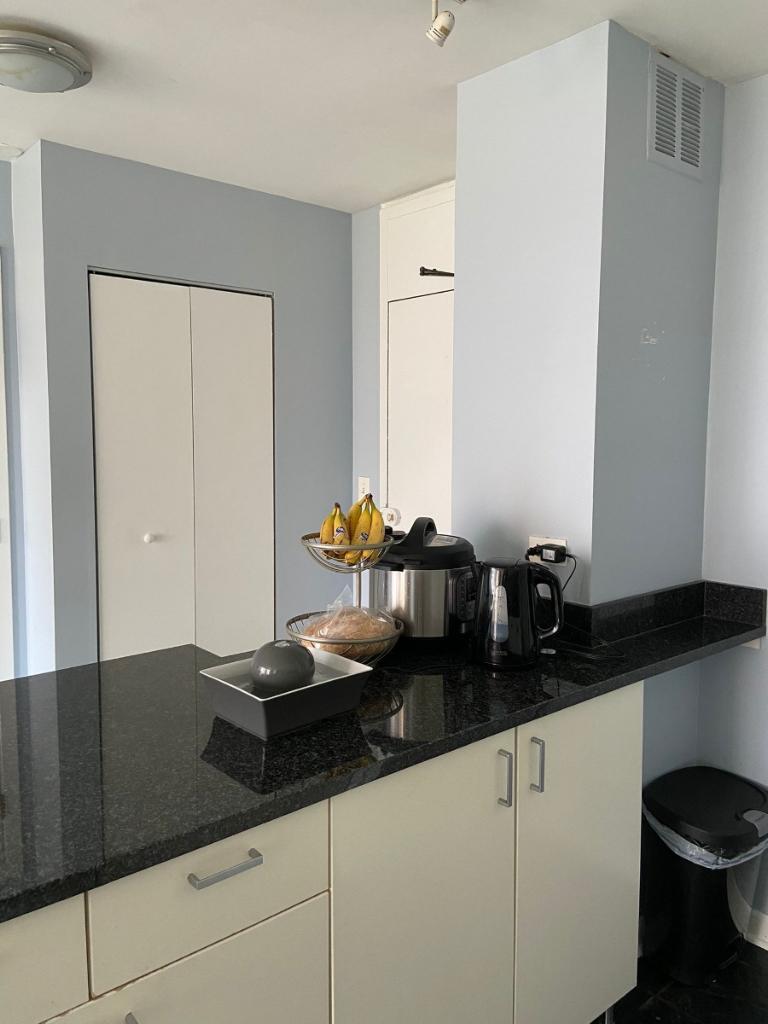 Building Photo - 5455 N Sheridan Rd