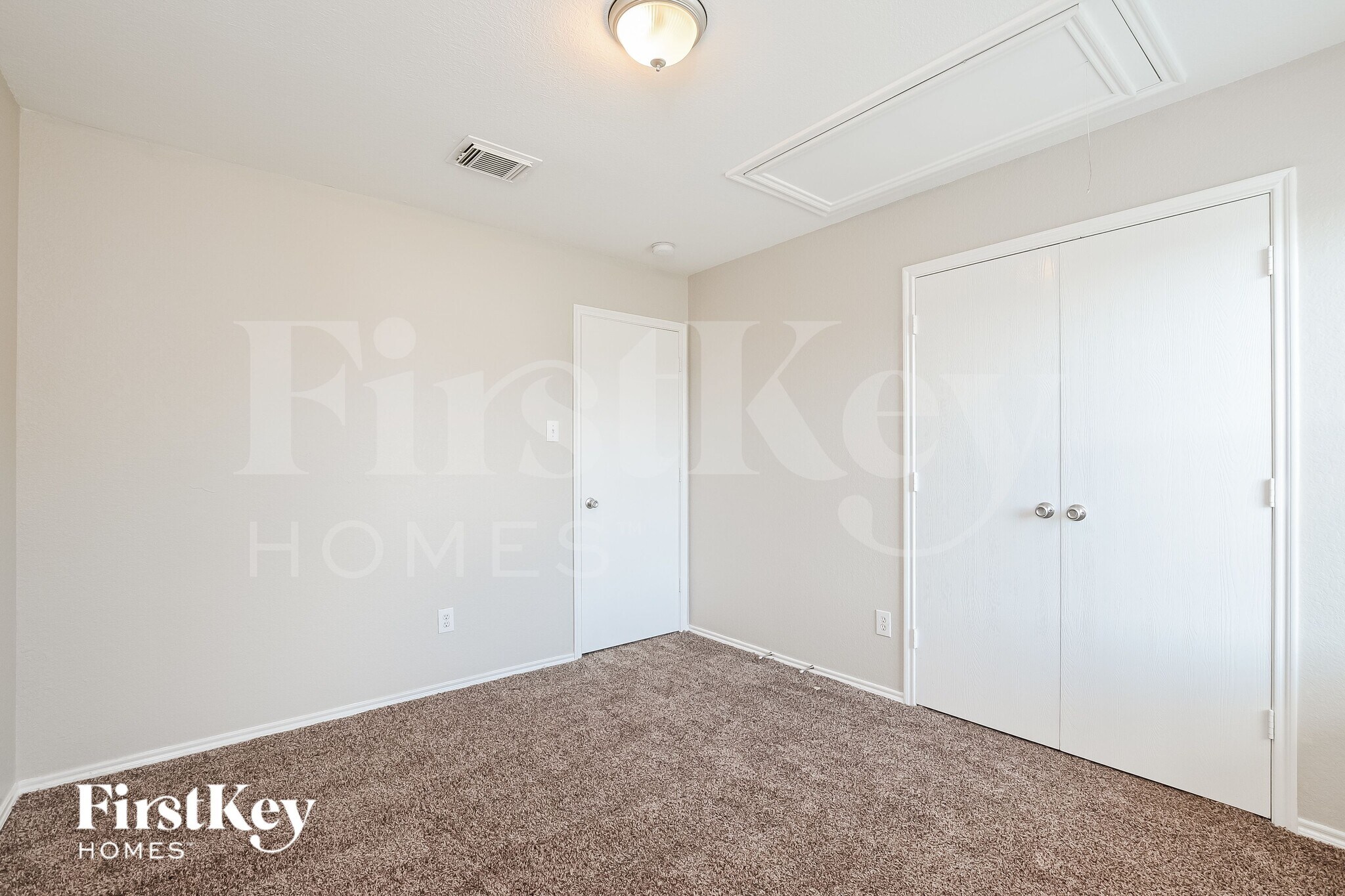 Building Photo - 8143 Chancewood Ln