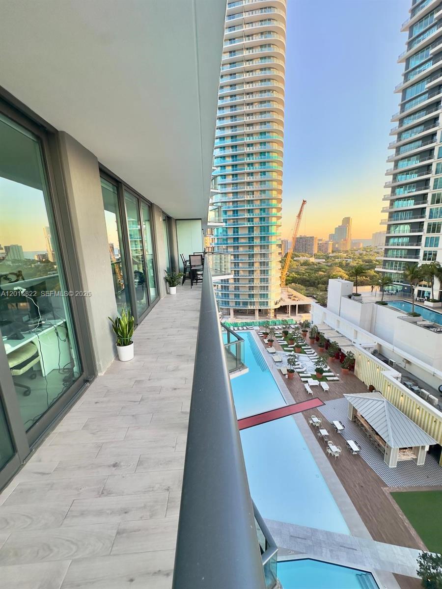 Building Photo - 1300 S Miami Ave