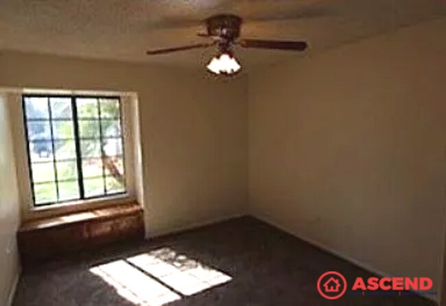 Building Photo - 7708 Palodura Ct